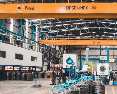 Rollos de acero guardados